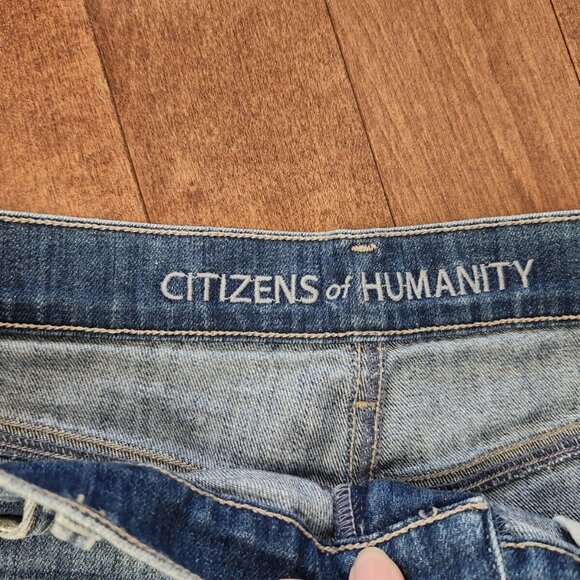 Citizens of Humanity women's jean shorts in size 26 - Picture 5 of 11